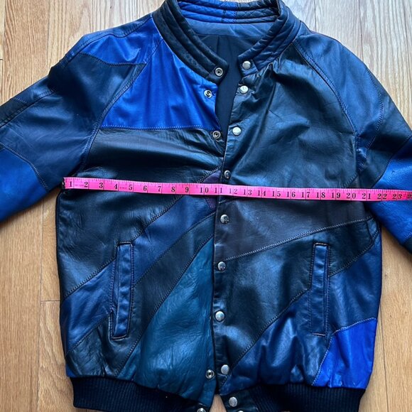 Vintage Leather Bomber Jacket - Picture 2 of 9
